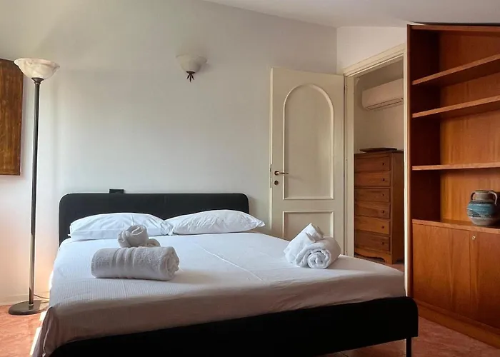 Apartment Mansarda Lucia Parma