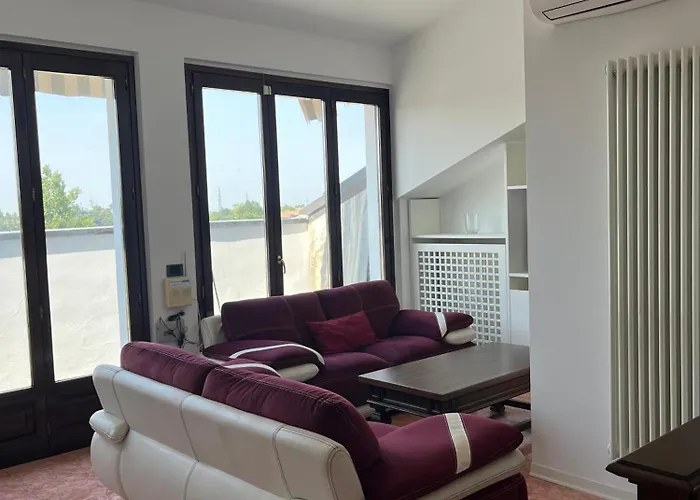 Apartment Mansarda Lucia *